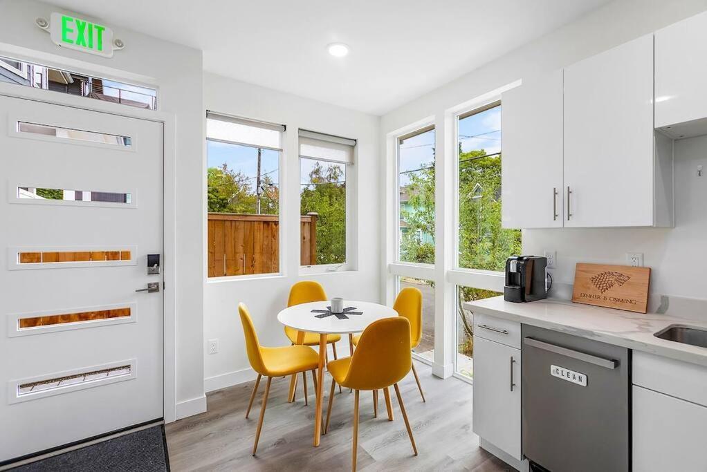 The Sweet Suite In The North Seattle Exterior photo